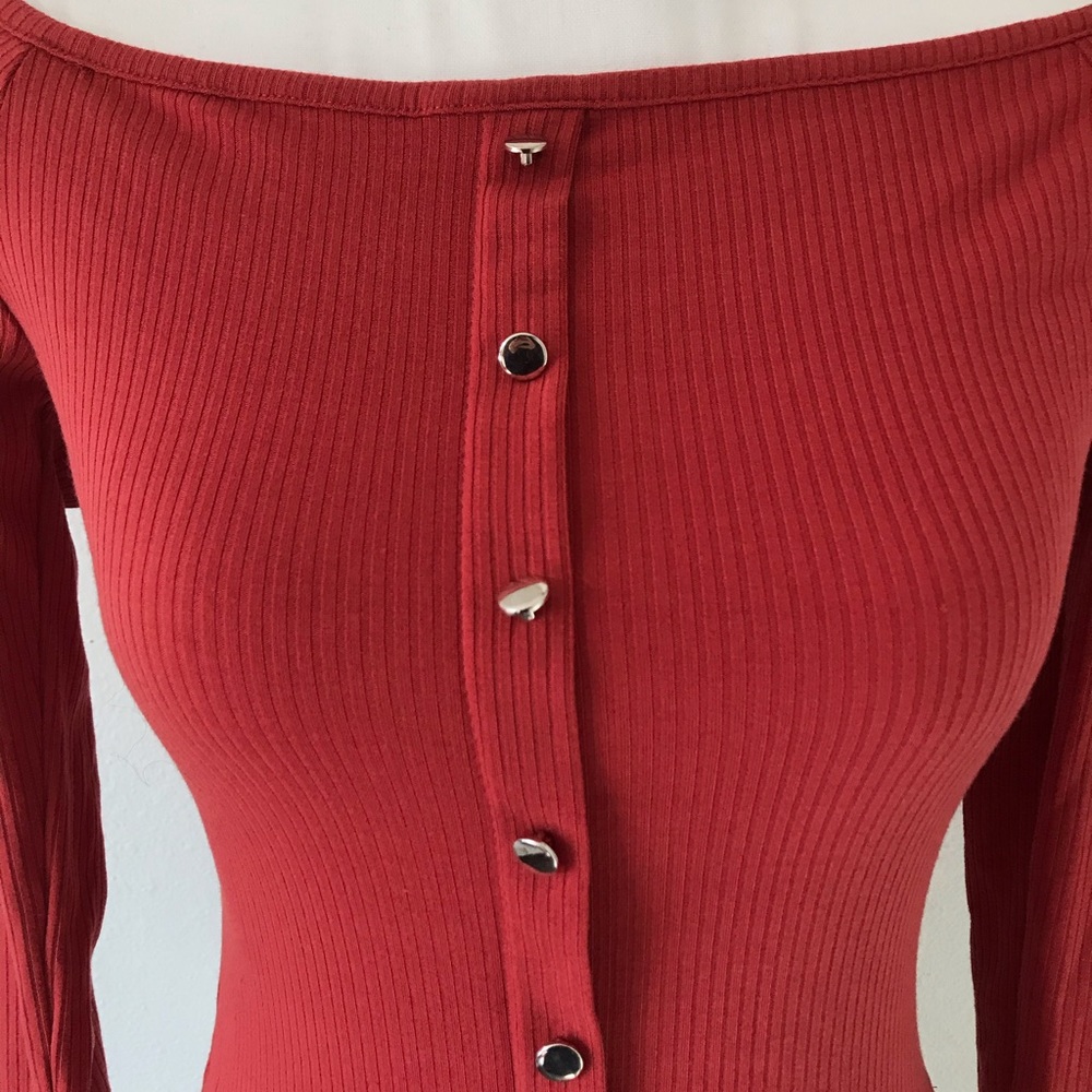 Ambiance Off The Shoulder Shirt - Picture 6 of 8